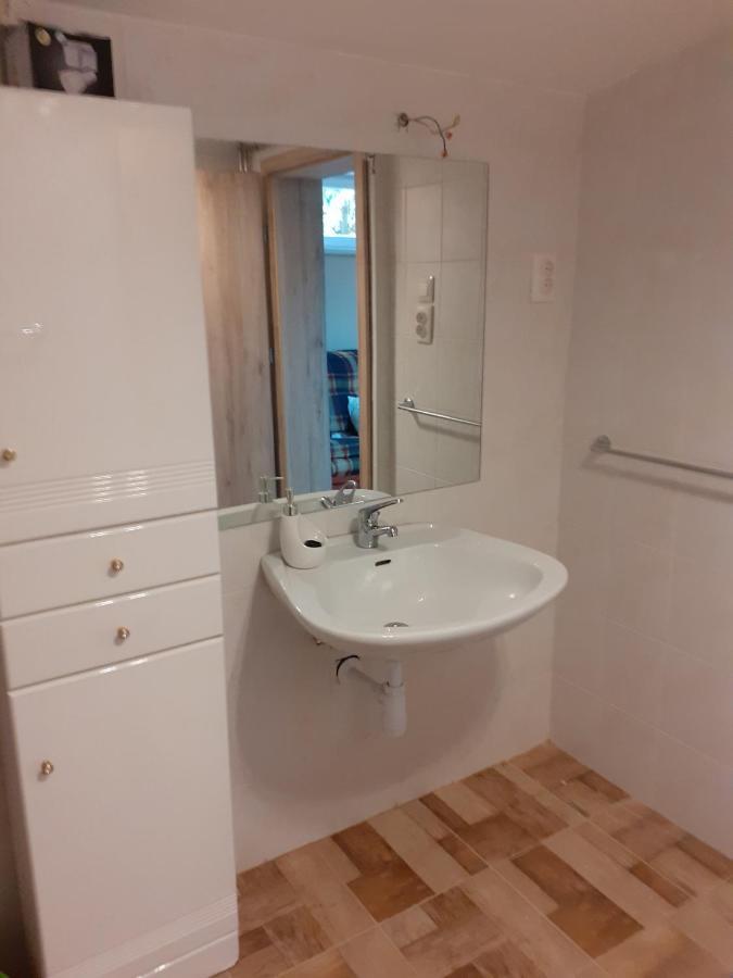 Csilla Apartman Balogunyom Екстериор снимка