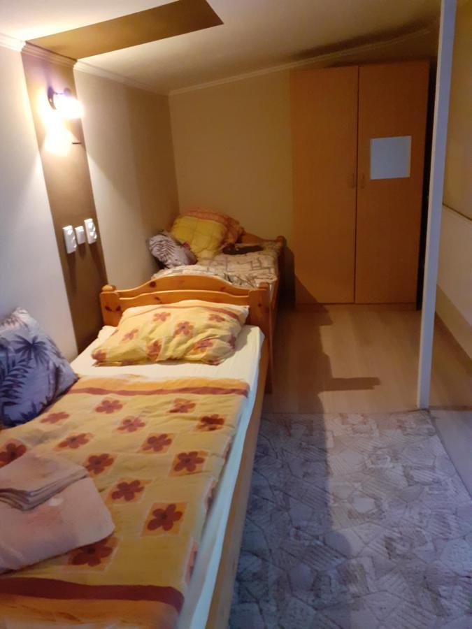 Csilla Apartman Balogunyom Екстериор снимка