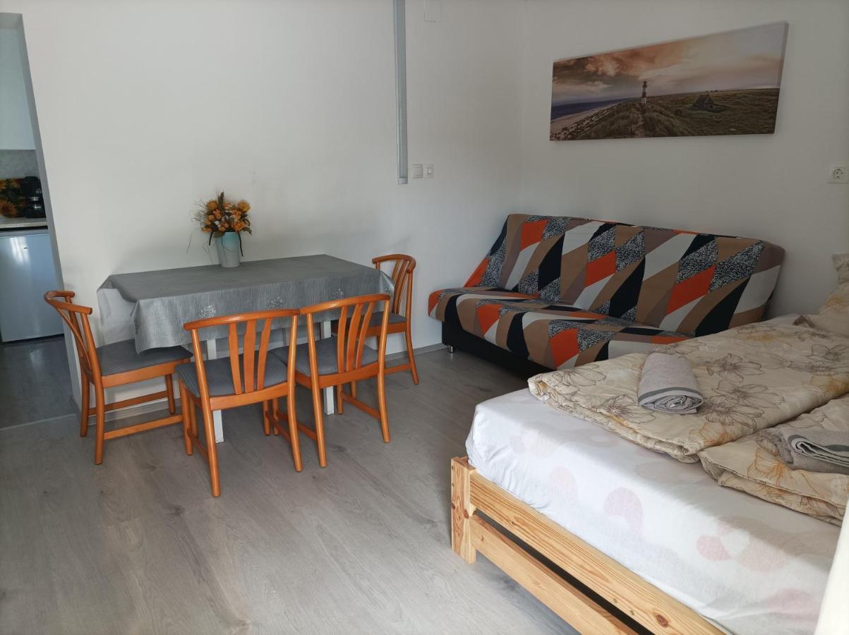 Csilla Apartman Balogunyom Екстериор снимка