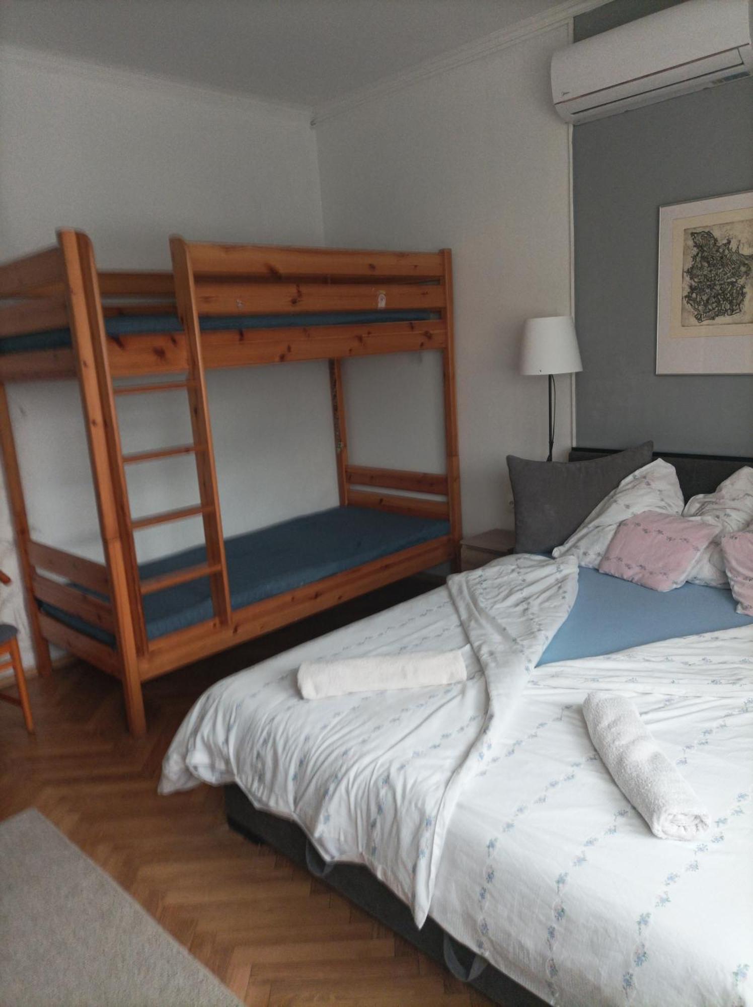 Csilla Apartman Balogunyom Екстериор снимка